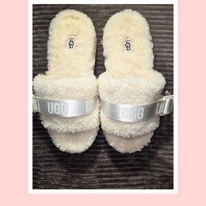 UGG Fluffy Cream Slippers